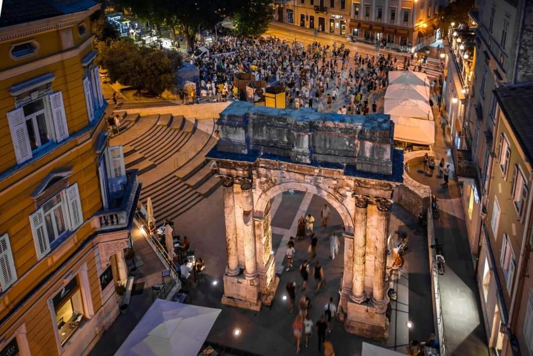 PUY Apartman Diana,Free Parking מראה חיצוני תמונה
